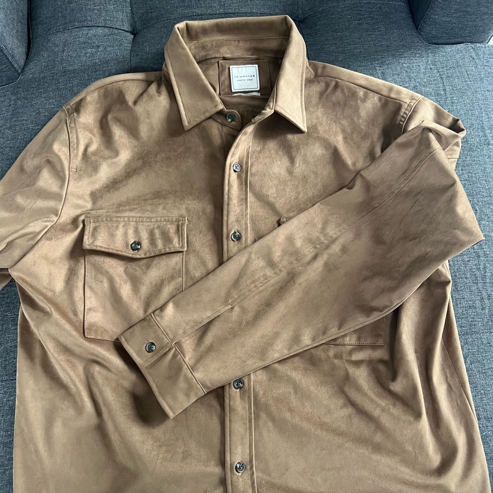 7 Diamonds button up